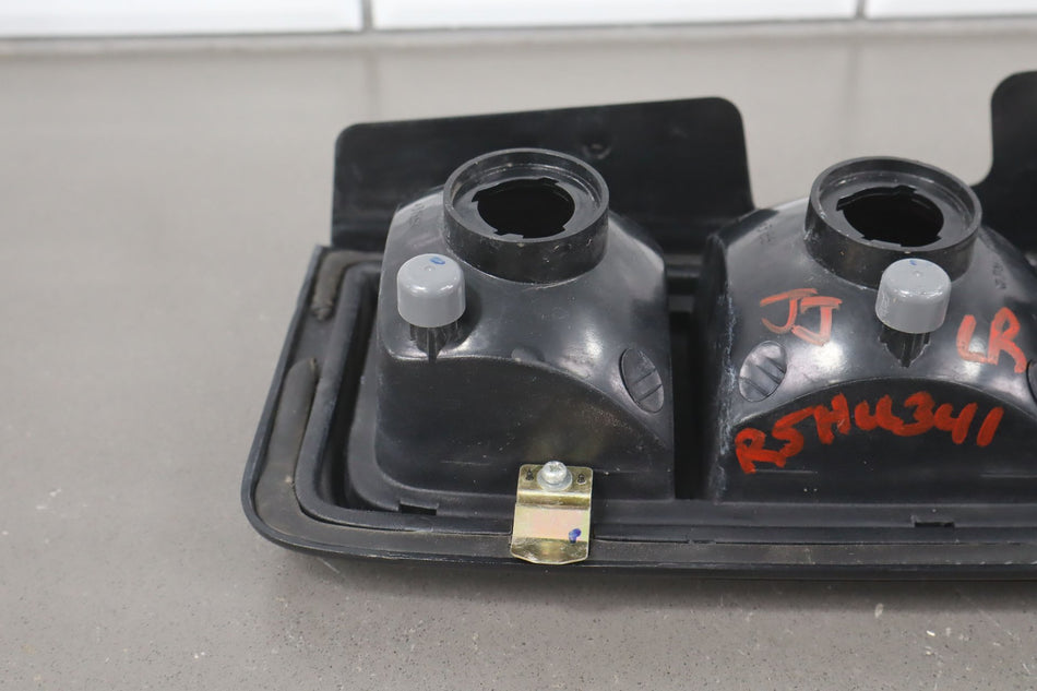 2005 Hummer H2- Left Tail Light