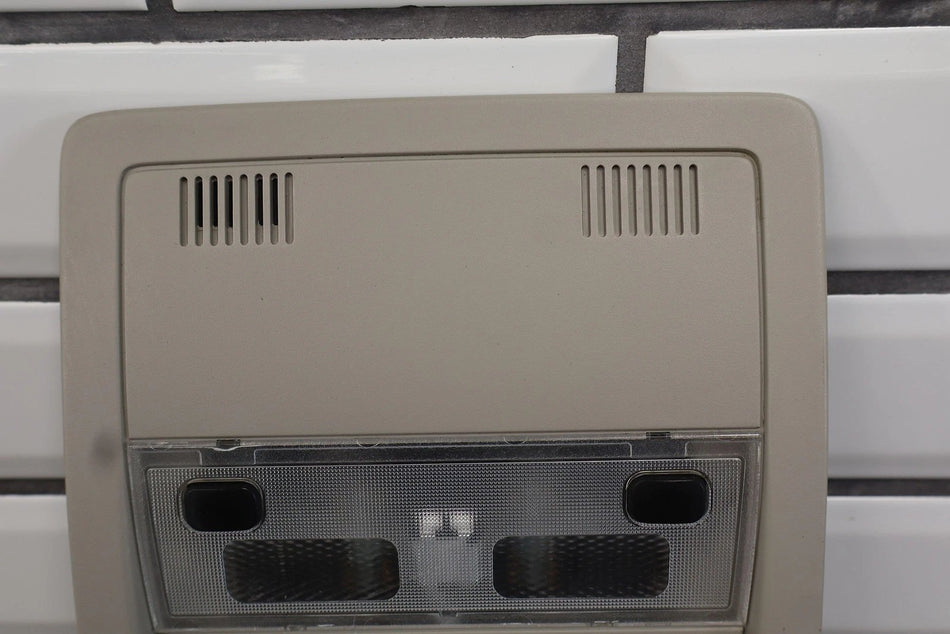 2012 Chevrolet Suburban 1500- Front Console