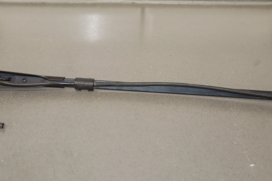1995-1996 Chevrolet Corvette C4- Wiper Arm Pair
