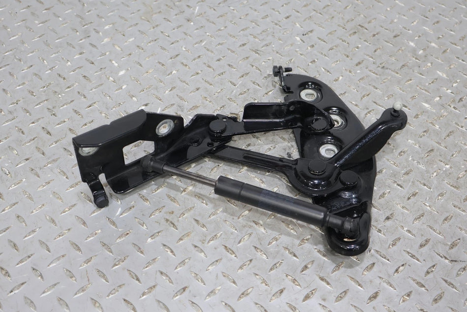 06-12 Bentley Flying Spur Hood Hinge Pair