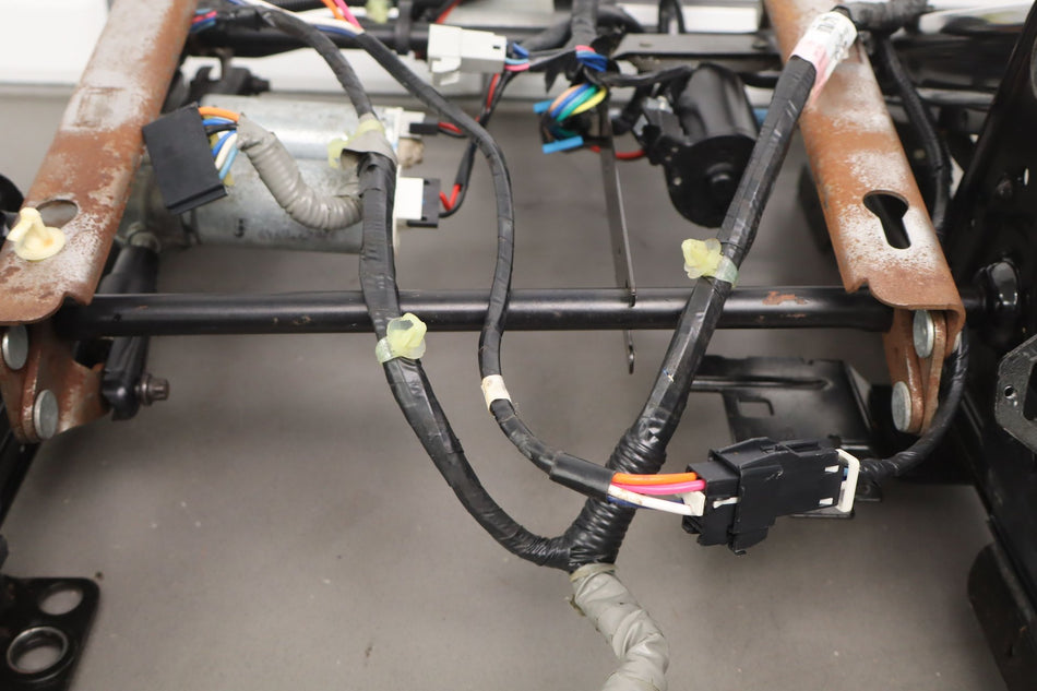 2003 Hummer H2- Front Seat Track