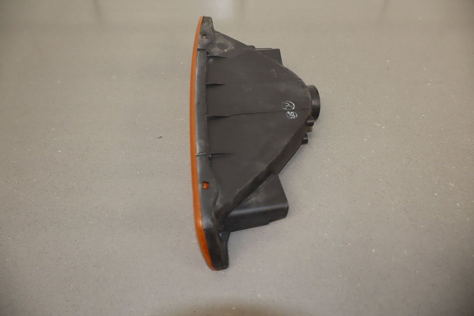 1992 Toyota Land Cruiser- Right Front Lamp