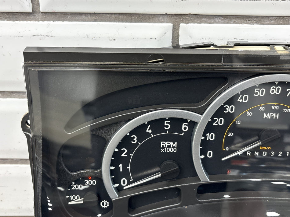 2006-2007 Hummer H2 Speedometer MPH W/ KPH 15937244 112220 Miles