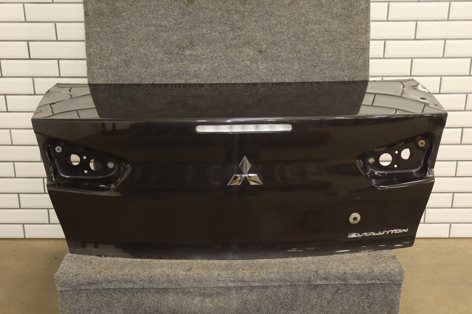 08-15 Mitsubishi EVO X Trunk Lid Decklid OEM Phantom Black U02 Passive Entry