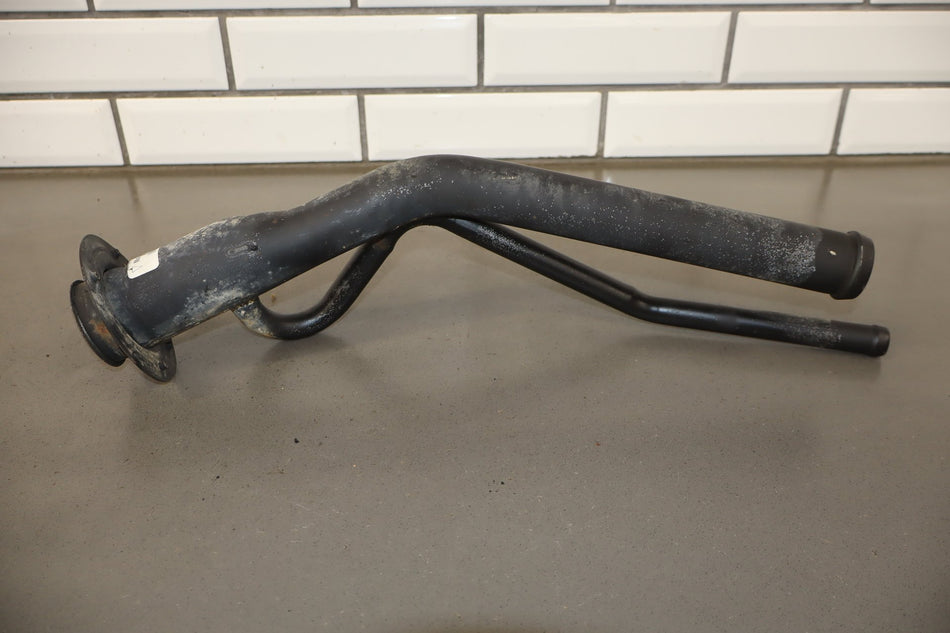 2006 Ford F-250 Super Duty Fuel Filler Neck OEM