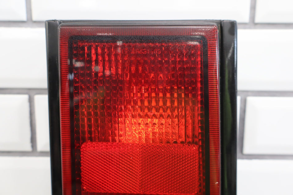 2005 Hummer H2- Right Tail Light
