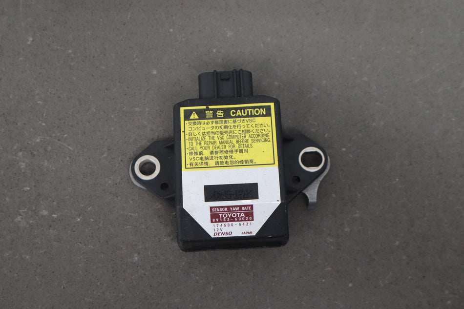 2007 Toyota FJ Cruiser - Yaw Rate Sensor Module PN: