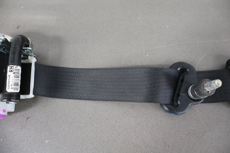 2017 Ford Mustang- Front Seat Belt