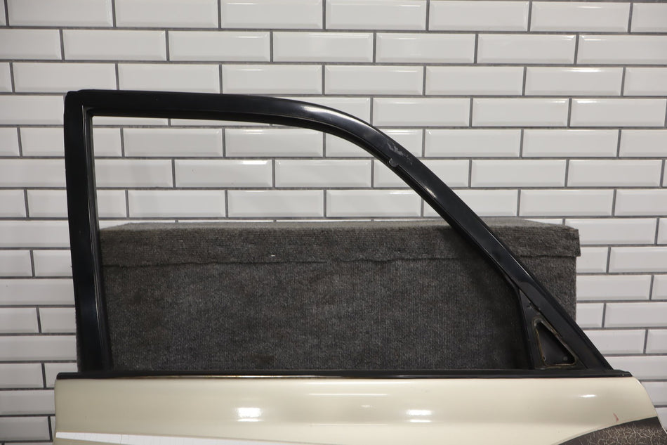 1991-1998 Toyota Land Cruiser Right Front Door Desert Dune Pearl 2AB 6700160343