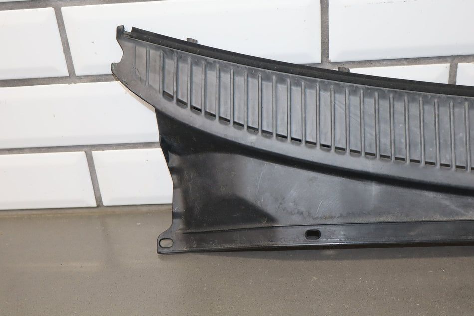 1998-2002 Toyota Land Cruiser Cowl Vent Panel OEM