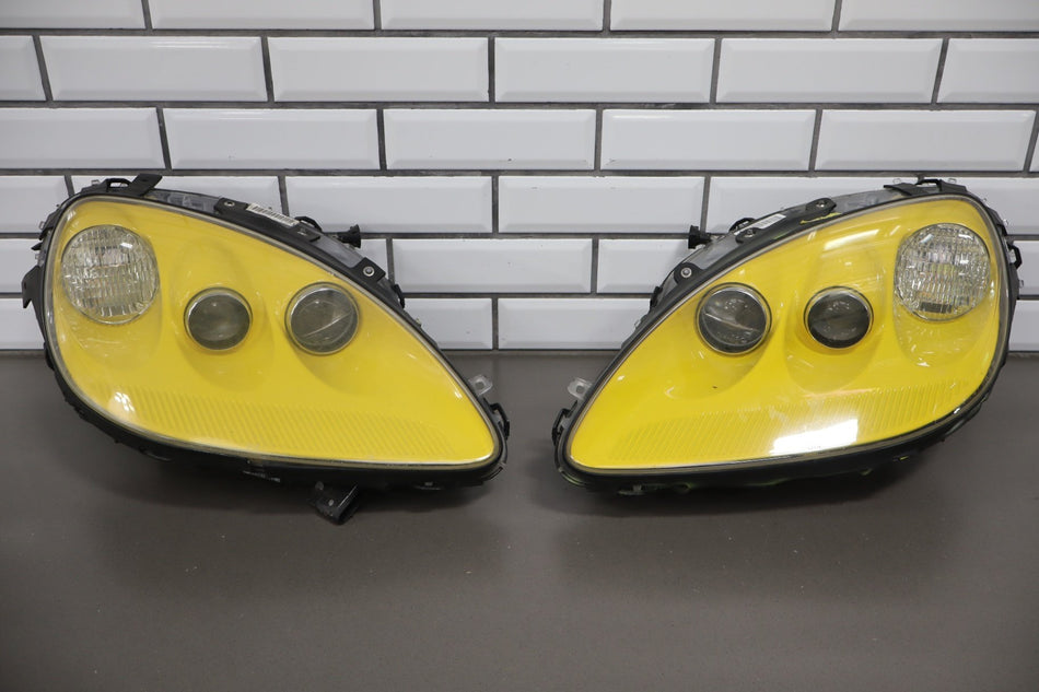 2008 Chevrolet Corvette Base Left Headlamp 20789681