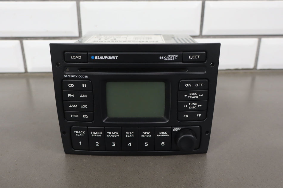 2005 Pontiac GTO- Radio