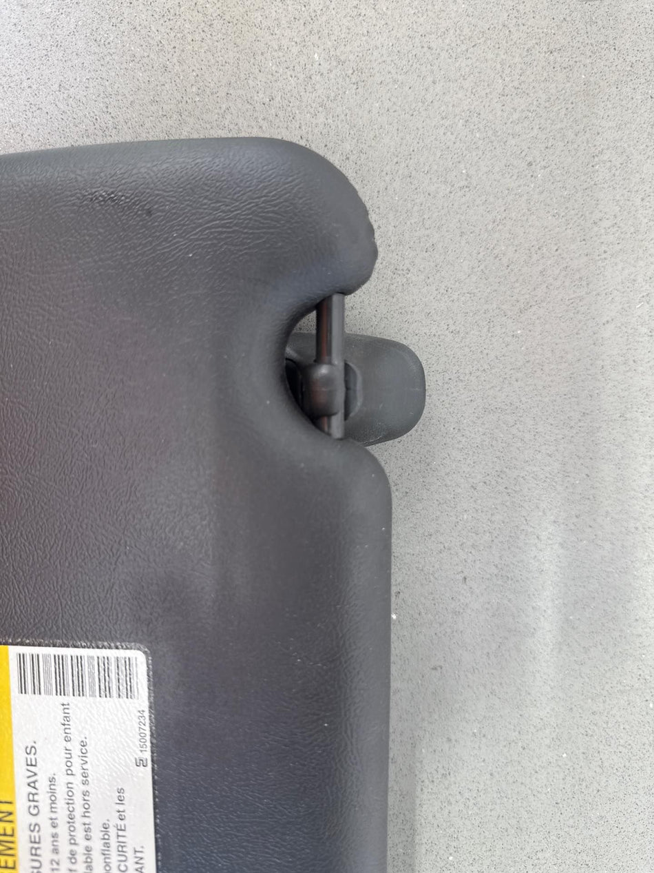 2004 Chevrolet SSR- Sun Visor