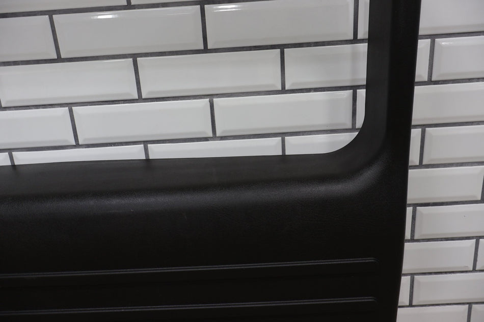 2005 Hummer H2- Gate/Lid Trim Panel