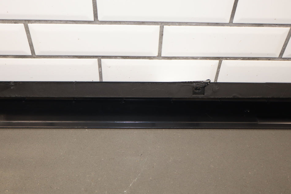 2003-2009 Hummer H2 SUV Driver Left Front Roof Molding {Part Number}