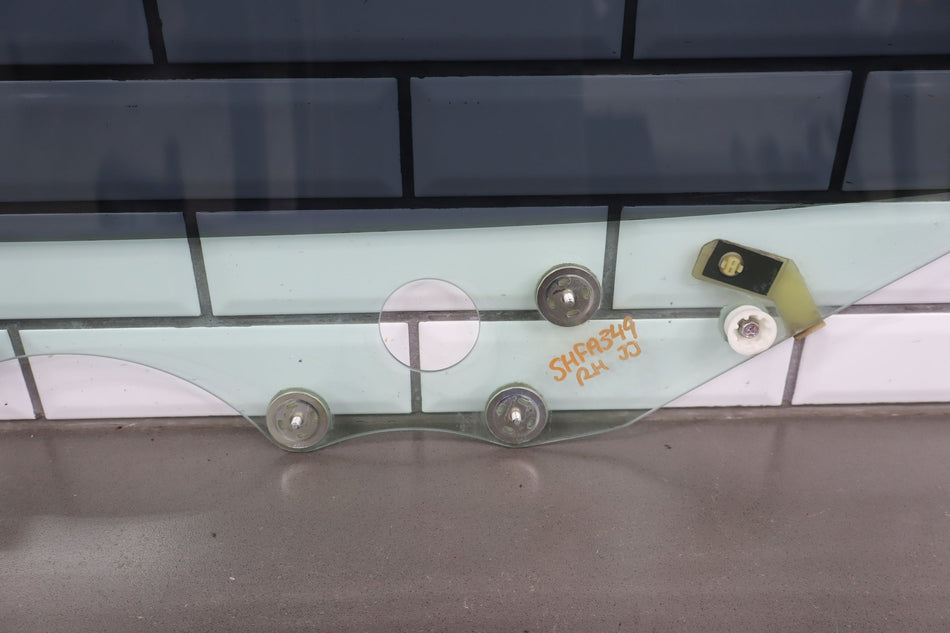 2017 Fiat 124 Spider- Right Front Door Window