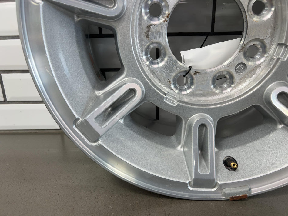 2006 Hummer H2- Wheel