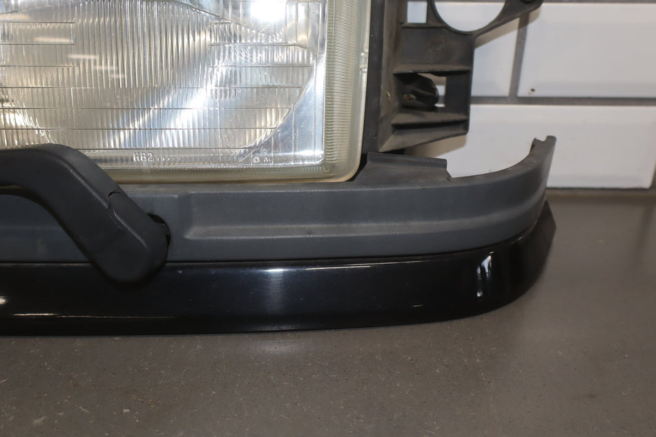 1996-2001 Range Rover P38 Driver Left LH OEM Headlight Assembly Wiper/Trim