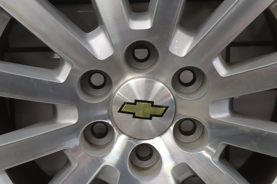 2010 Chevrolet Tahoe Wheel OEM