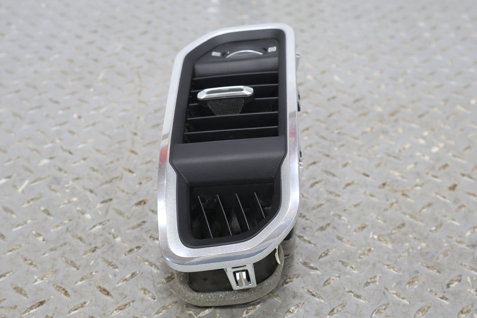 2019 Ram 3500- Dash Vent