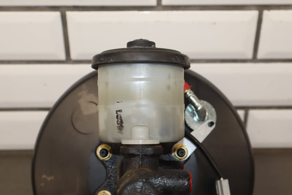 1992 Toyota MR2 Brake Booster OEM