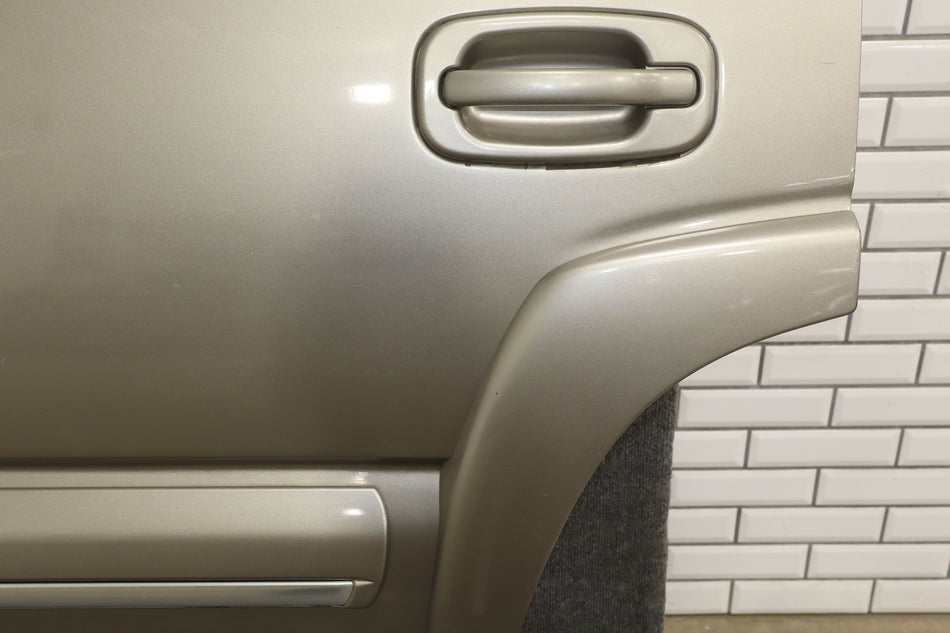 2003 Chevrolet Tahoe- Left Rear Door