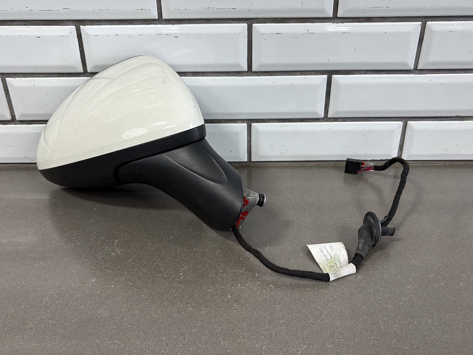 2011 Porsche Cayenne 958- Right Door Mirror