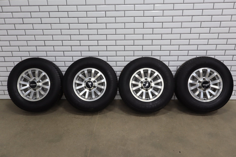 1998-2002 Isuzu Trooper Limited Wheel & Tire Set (245/70-16 Bridgestone)