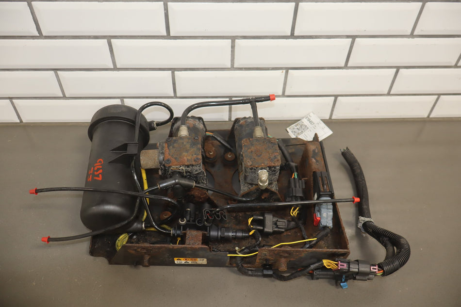 2003-2007 Hummer H2 Base Air Ride Compressor 19303233