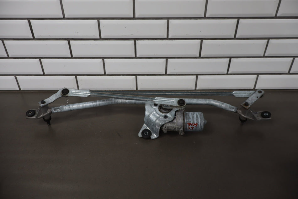 2009 Cadillac Escalade ESV Front Wiper Motor OEM