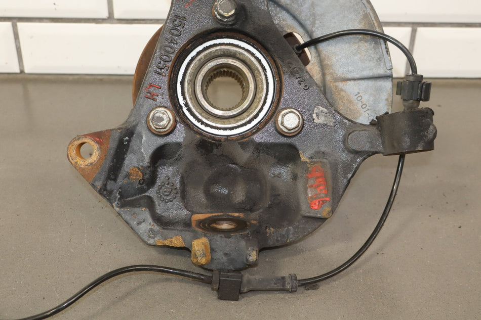2002 Cadillac Escalade Luxury Left Front Spindle