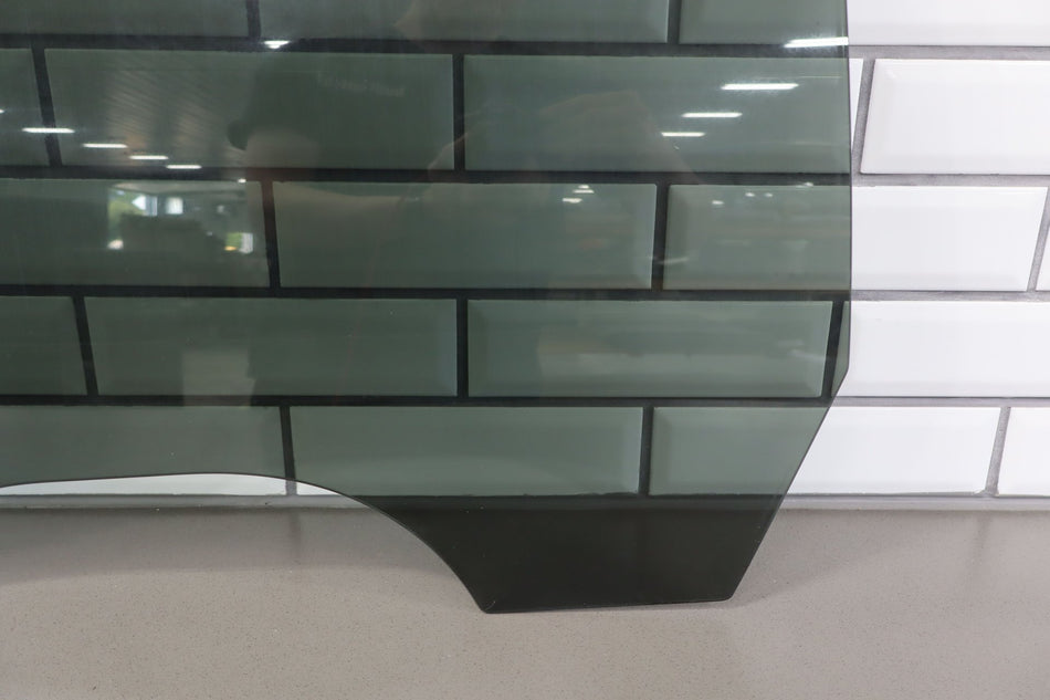 2002 GMC Sierra 2500- REAR DOOR GLASS/WINDOW