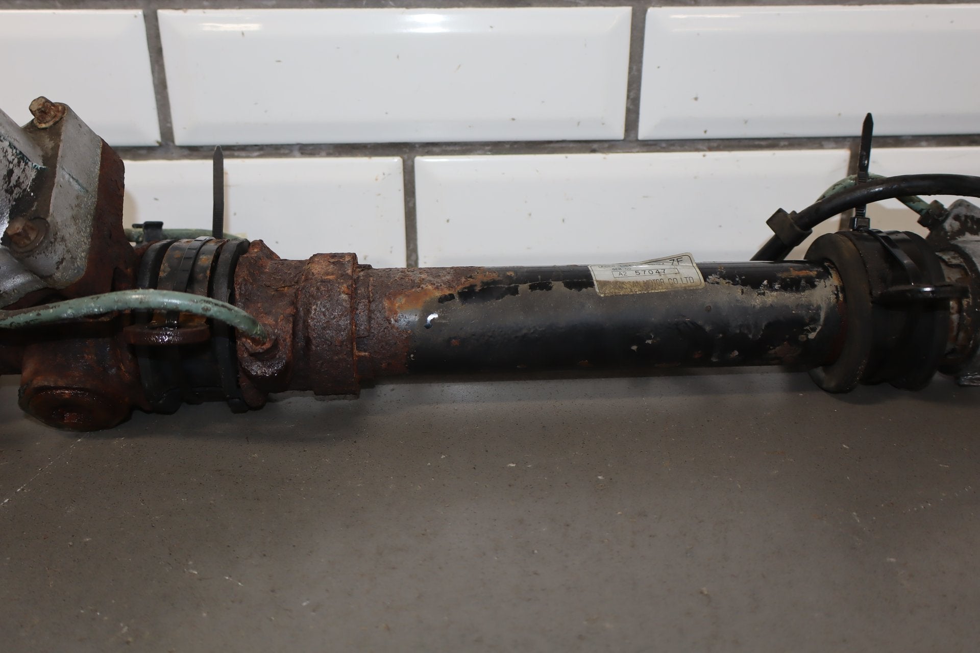 1986 Nissan 300ZX Steering Gear OEM – J & J Auto Wrecking