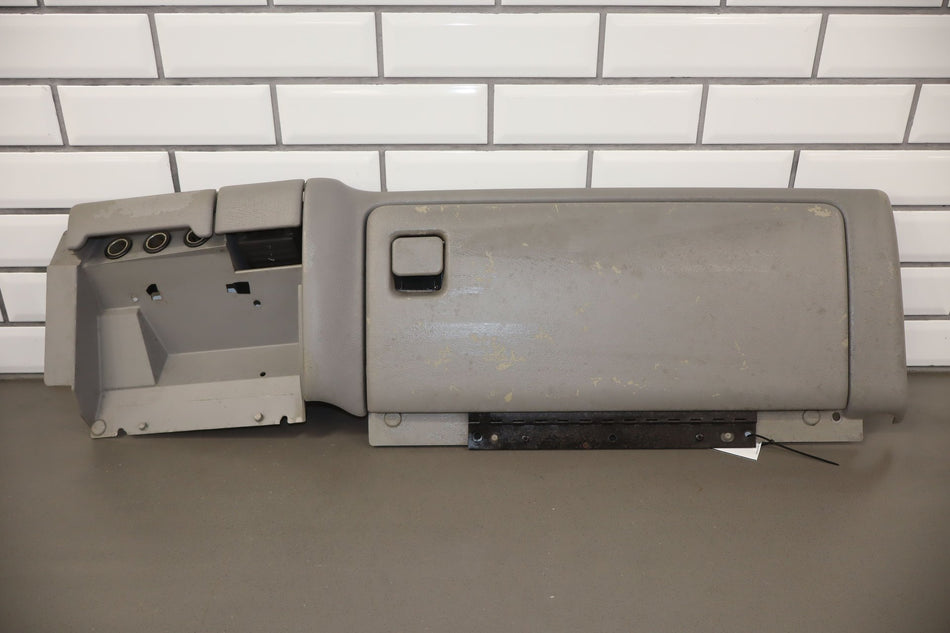 2001 Chevrolet Suburban 2500- Glove Box