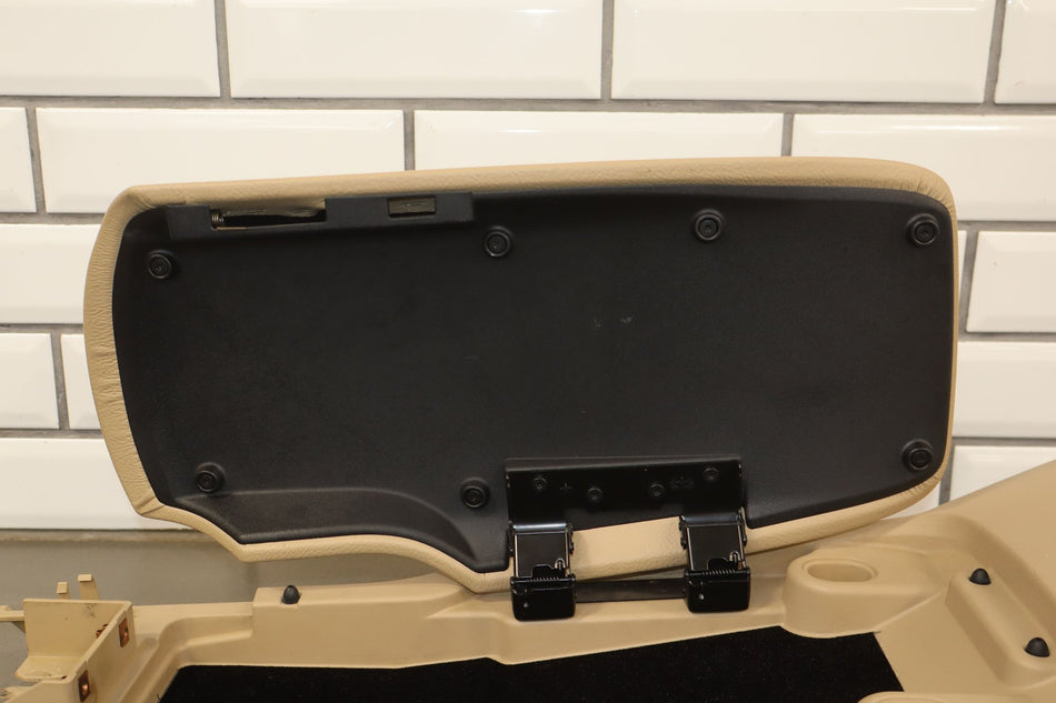 2005 Chevrolet Corvette- Front Console