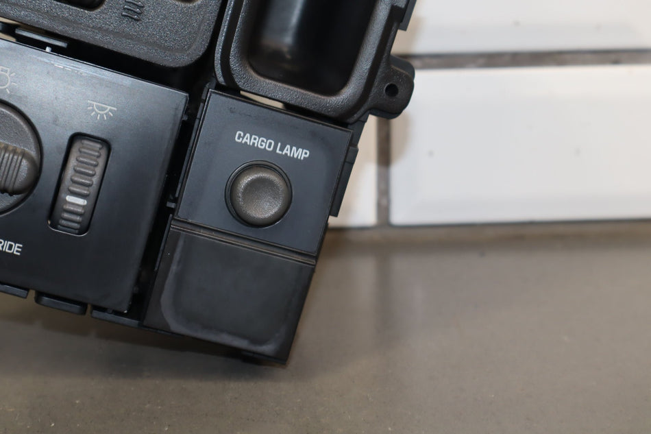 2000 Chevrolet Silverado 1500- Headlight Switch