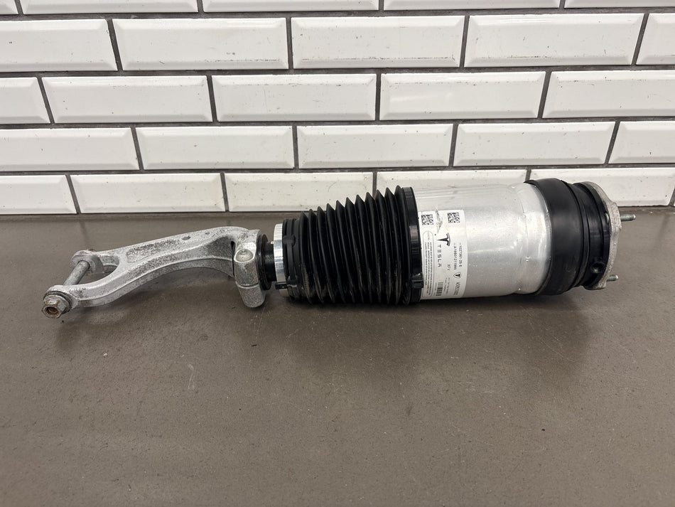 2016-2020 Telsa Model X RIGHT OR LEFT Front Air Suspension Strut 1027361-00-G