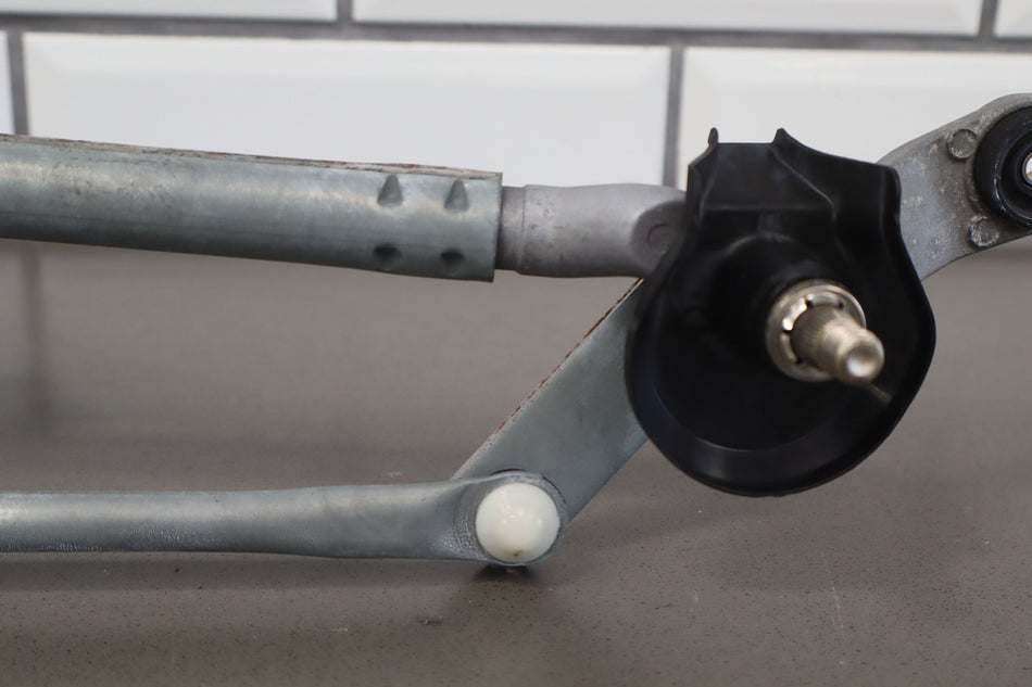 2013 Lexus GX460- Wiper Linkage