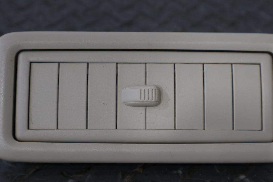 10-13 Lexus GX460 Right Third Row Headliner Ac Vent