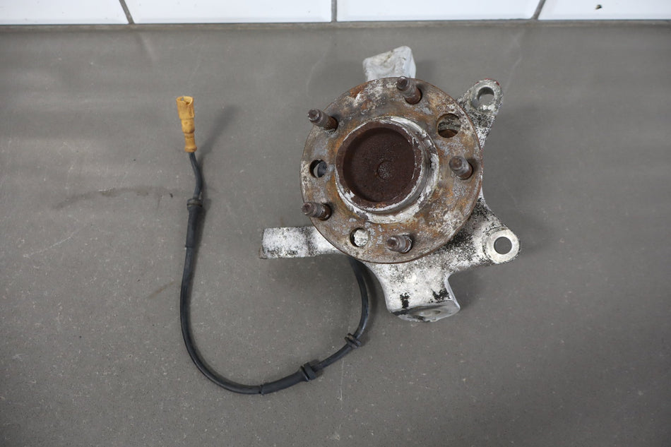 1988-1990 Chevrolet Corvette Base Left Front Spindle 14105148