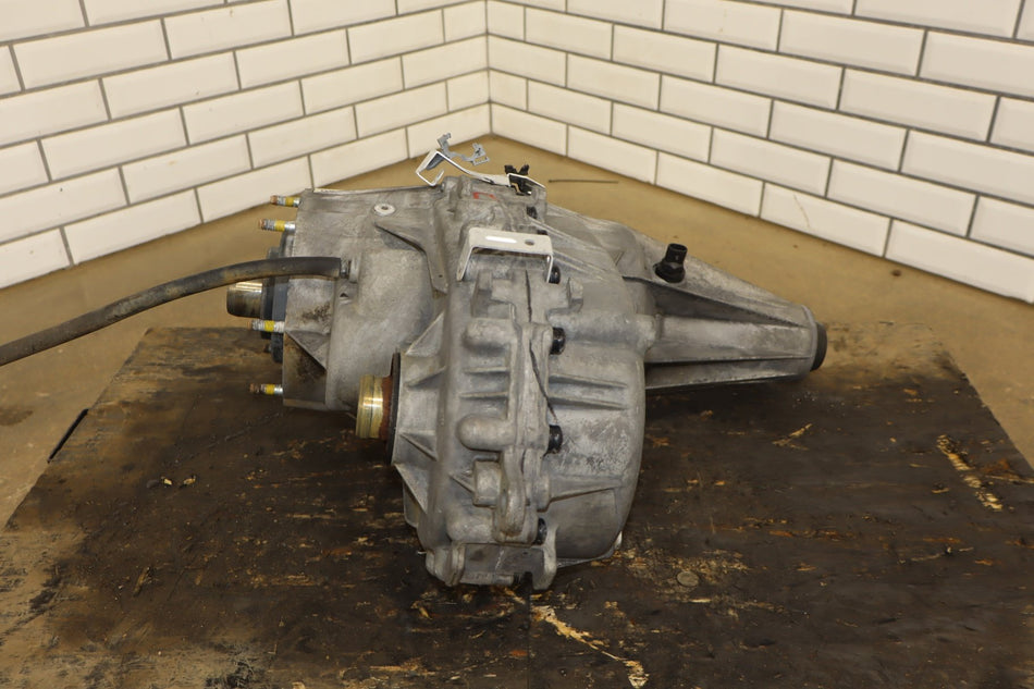 2001-2007 GMC Yukon Transfer Case 24228426 OEM