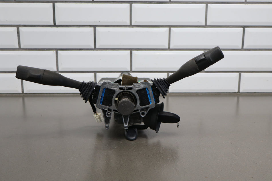 2004-2006 Pontiac GTO - Steering Column