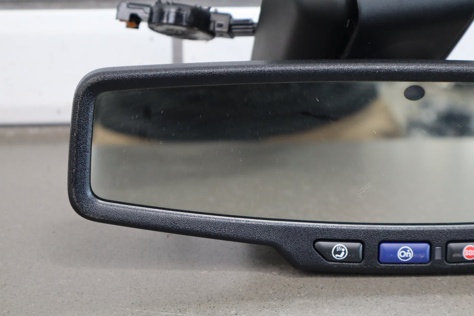14-20 Cadillac Escalade Auto Dim Mirror 13584893