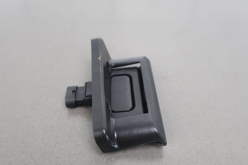 2005 Chevrolet Corvette- Right Front Door Handle