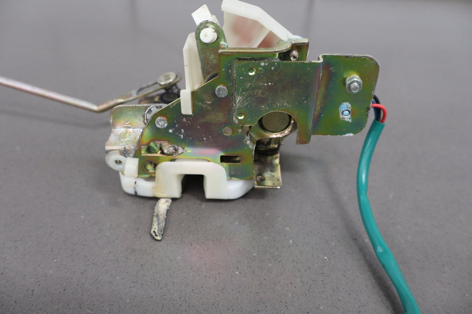 1999-2000 Mazda MX-5 Miata- Driver Door Latch