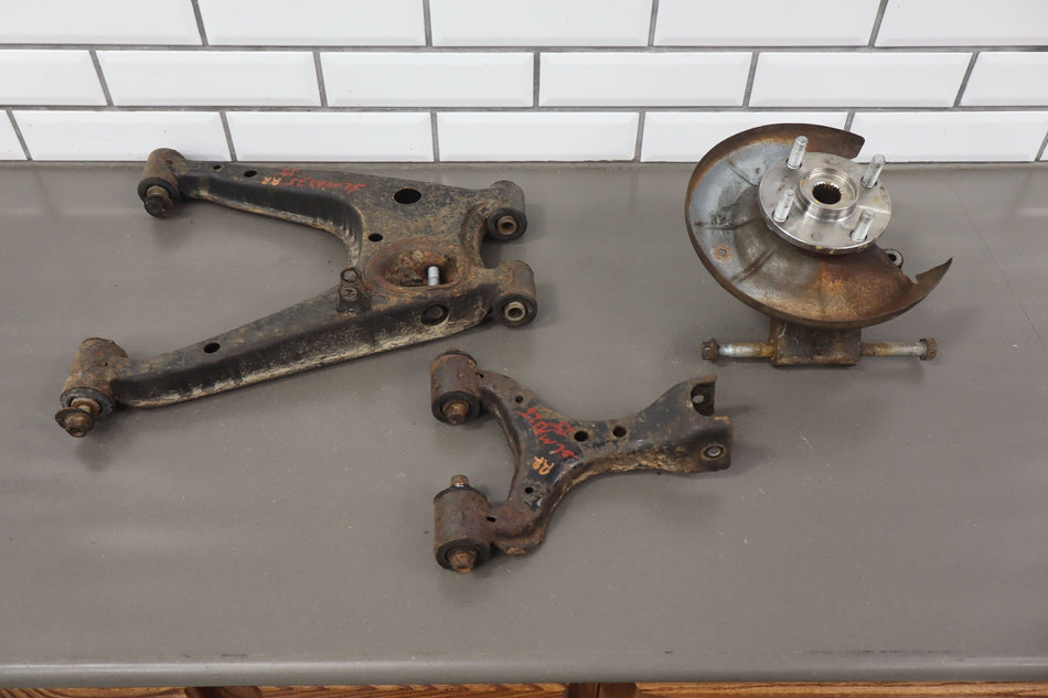 1990-1993 Mazda MX-5 Miata Right Rear Suspension NA0126130B OEM
