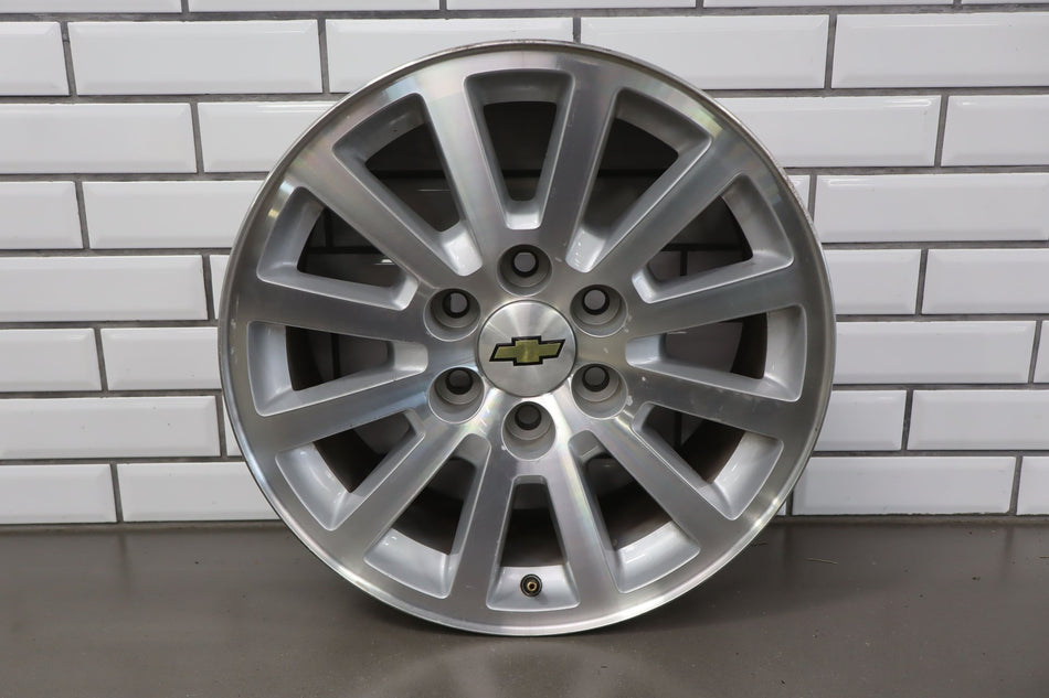 2010 Chevrolet Tahoe Wheel OEM