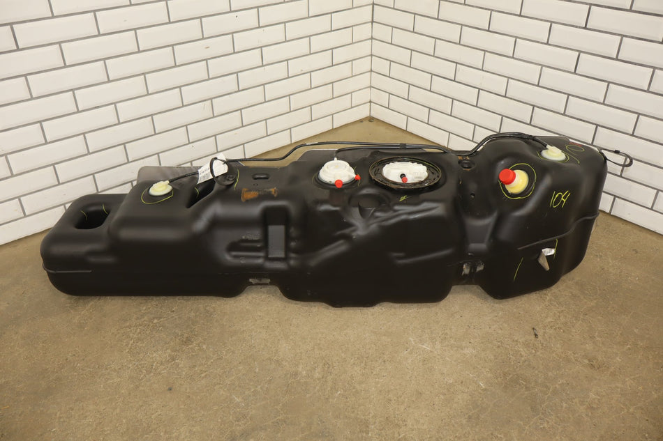 2013-2020 Ram 2500 6.4L Gasoline 31 Gallon Fuel Tank/ Pump Assembly OEM
