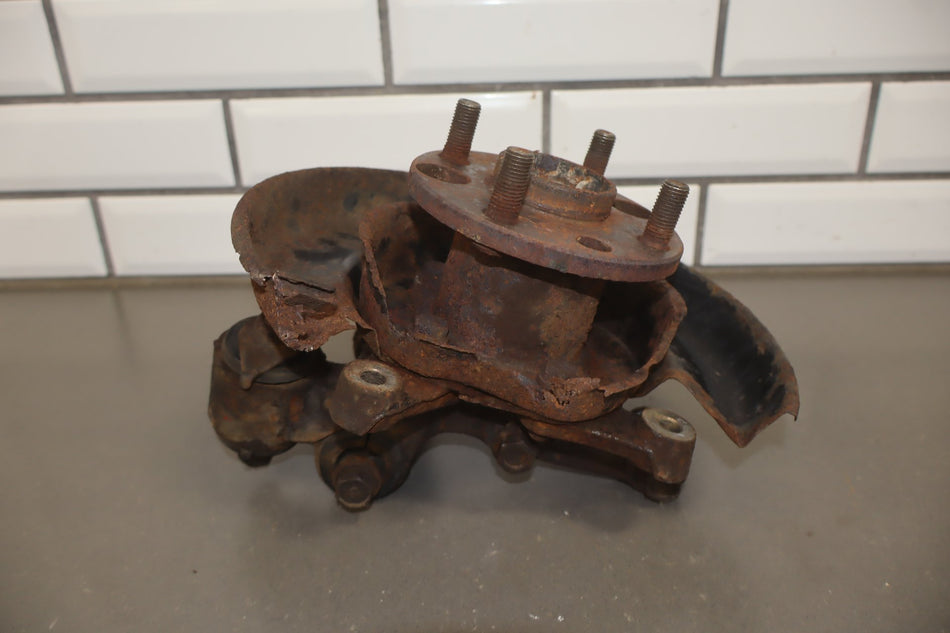 1988 Toyota Corolla Right Rear Knuckle OEM