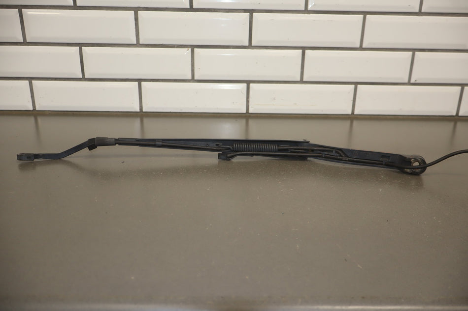 1997-2004 Chevrolet Corvette C5 Wiper Arm LH & RH Pair